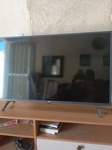 Tvsmart 43 liga faz tudo só não aparece a imagem