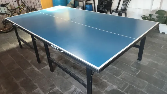 Mesa para tênis de mesa klopf + par de raquetes e rede