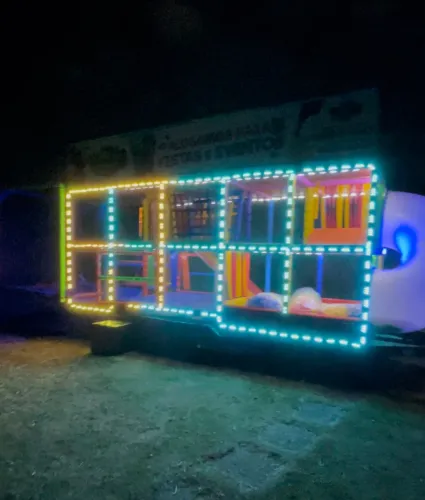 Aluguel Brinquedo para festa infantil Brinquedoteca Móvel
