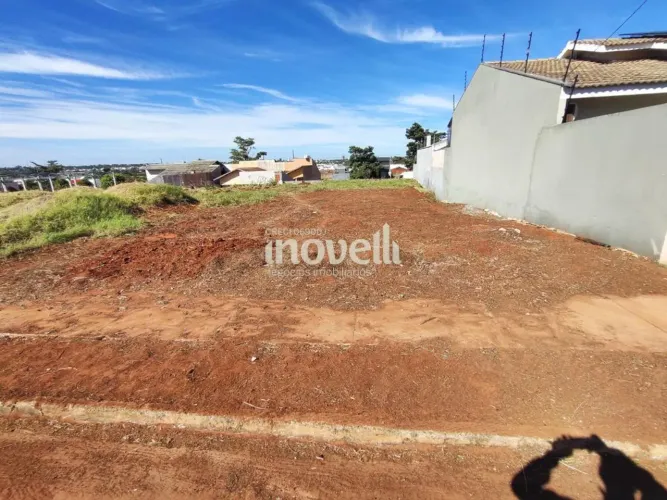 Terreno à venda em Paranavaí, Jardim Oásis, com 450 m²