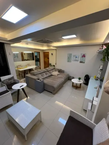 Imóvel para venda possui 95 metros quadrados com 4 quartos em Madalena - Recife - PE