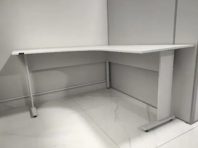 Mesa L para Escritório