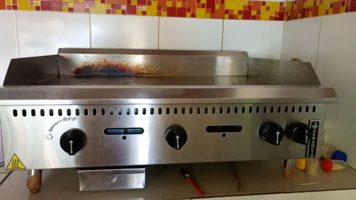 Chapa a gás industrial de mesa Venâncio aço inox 90cm Prime profissional 