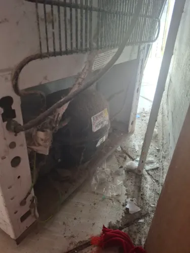Motor de geladeira em bom estado !