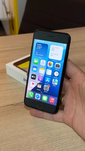 iPhone SE 64GB 2020 Preto - Loja física! 100% saúde da bateria! Com 90 dias de garantia!