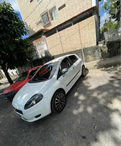 Fiat Punto ELX 1.4 Fire Flex 8V 5P 2010