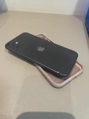 iPhone 11 - Usado