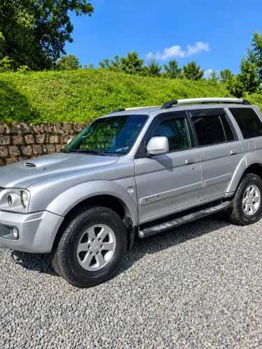 Mitsubishi Pajero Sport HPE 2.5 4X4 Diesel Aut. 2010
