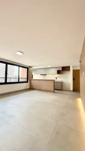 Apartamento com 2 suítes e 89m2 para locação no Setor Bueno na T55 em Goiânia - GO