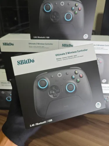 Controle 8bitdo Ultimate 2 TMR Wireless Preto Com Dock RGB PC e Android