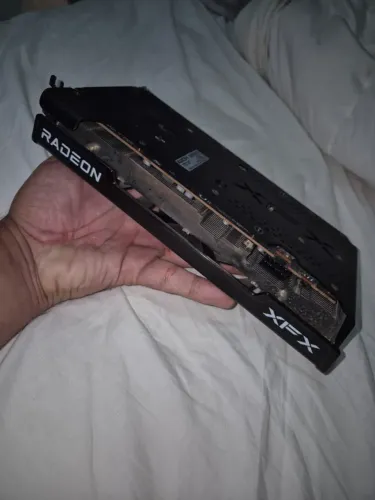 Placa de Vídeo RX 6650 XT XFX SWFT 210