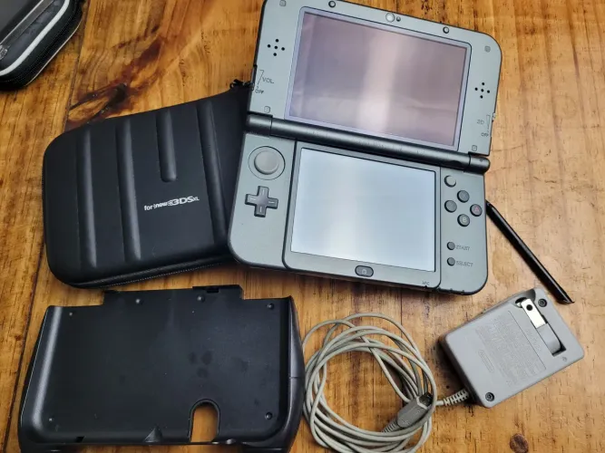New Nintendo 3DS XL Conservado