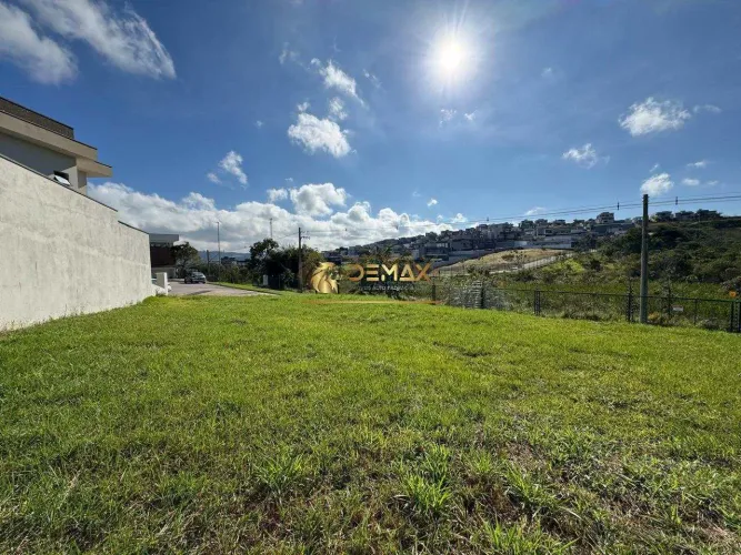 Terreno Plano com Vista Permanente no Urbanova SJC