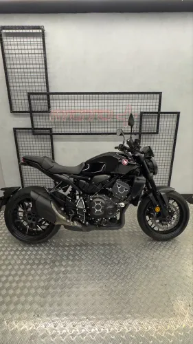 Cb 1000r Black Edition perfeita