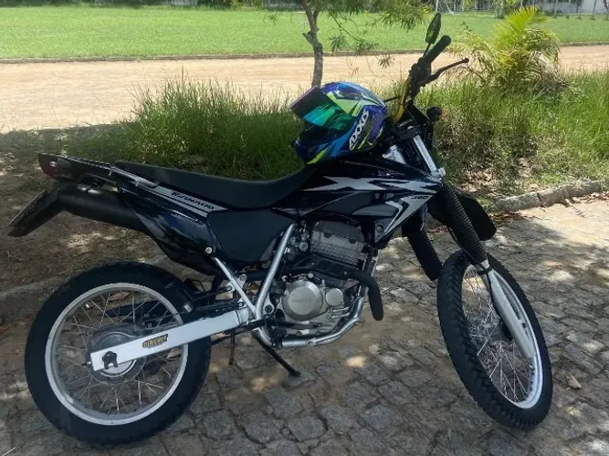 Moto Tornado 250