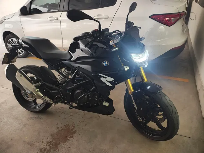 BMW G310R 2022 com.4.800km