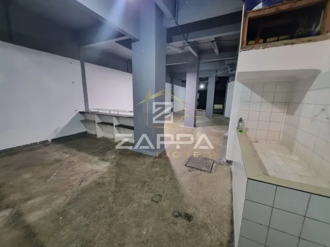 Loja à venda e para locação em Humaitá, Rio de Janeiro, com 265 m² de área útil, ideal par