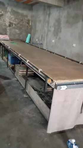 Vende-se Mesa para estampar. 