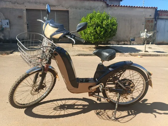 Bicicleta elétrica 