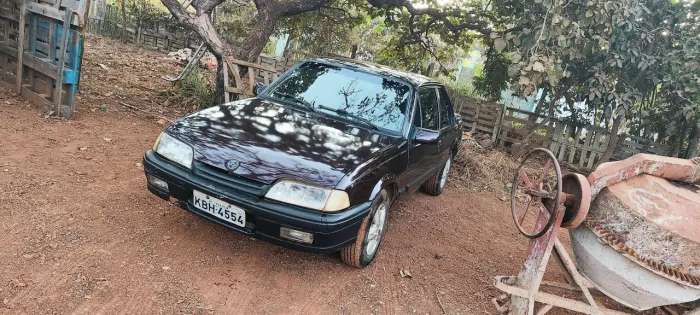 Chevrolet Monza GL 2.0 Efi/sl/l/650/club/barc.2e4p (álcool) 1993