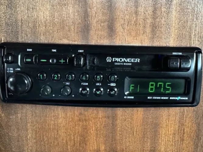 Toca fita rádio e com Bluetooth de gaveta pioneer ke-2850qr na promoção só 999,00