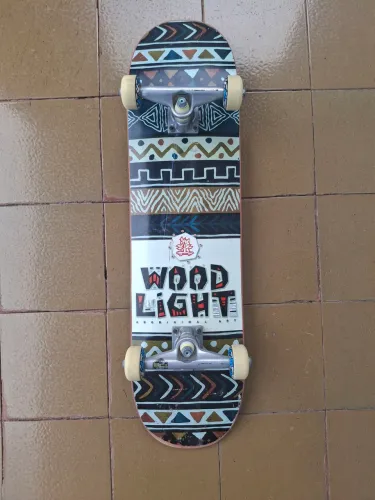 Skate Wood Light 8.0 + Chave T