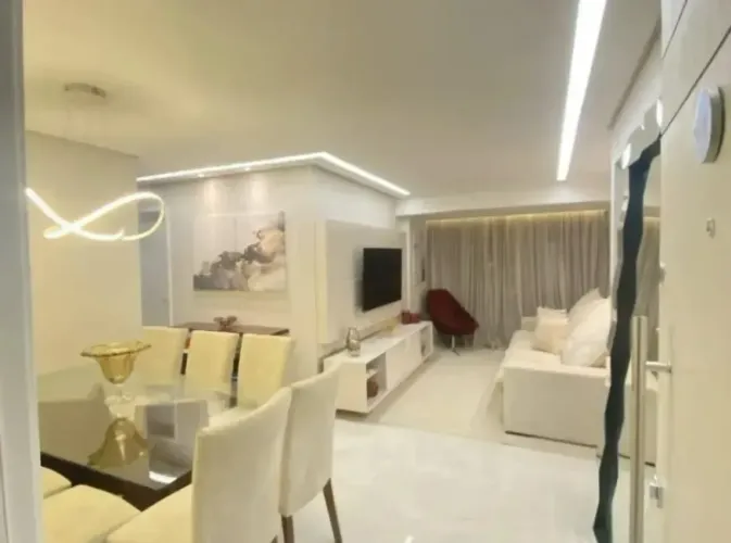 Apto em CONDOMÍNIO CLUBE COMPLETO - 65m2 - Reformado