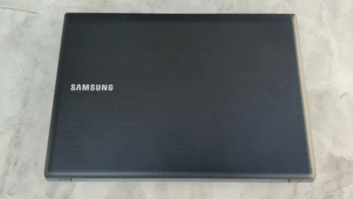 Notebook Samsung R430 com defeito