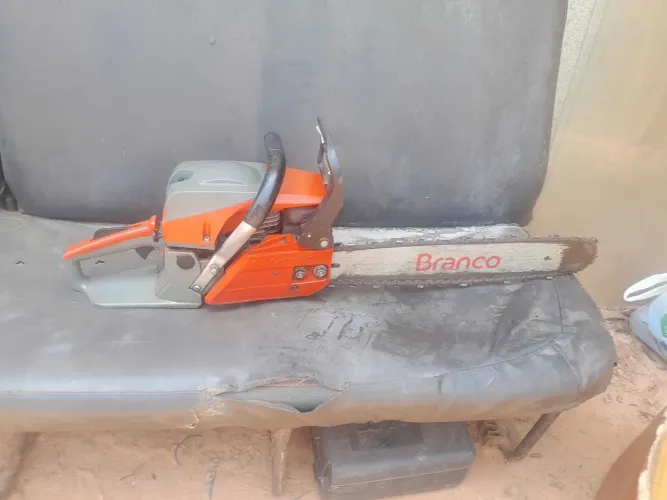 MOTOR SERRA BRANCO 50 CC.....VALOR $ 450.00