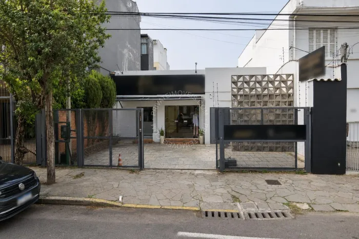 Casa comercial para alugar no Rio Branco com 150m² e 2 vagas