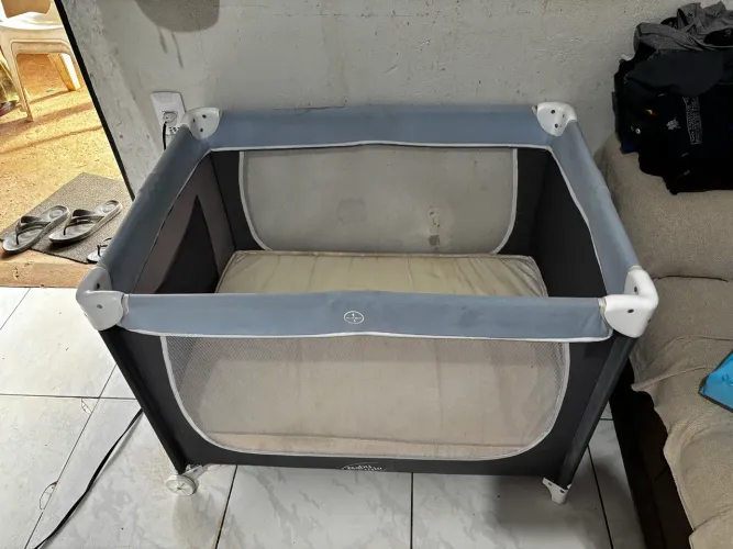 CERCADINHO PORTÁTIL DE BEBE