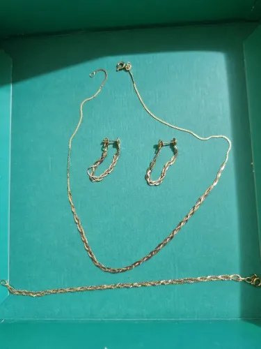 Conjunto ouro trançado. Ouro 18k.