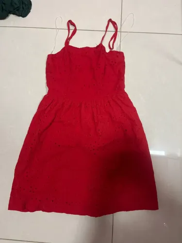 Vestido vermelho- tamanho pp usado apenas 1 vez !