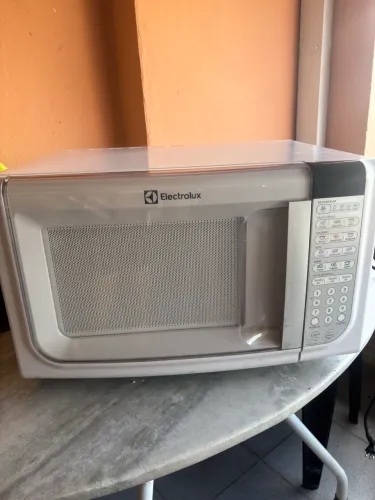 Microondas Branco Eletrolux 31litros
