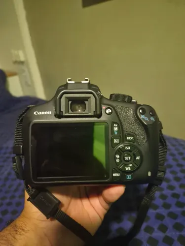 CAMERA CANON REBEL T5