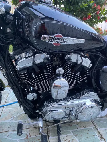 Vendo moto Harley Davidson 