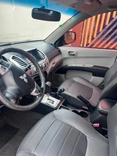 Mitsubishi L200 Triton HPE 3.2 CD TB Int.diesel AUT 2016