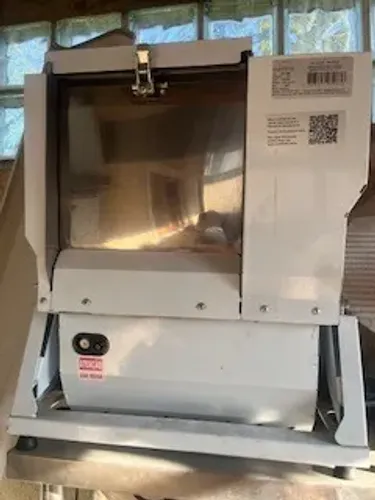 AMASSADEIRA COZIPAN Semi Rápida 15Kg FC2 ASR-15 220V. USADA APENAS POR 4 MESES