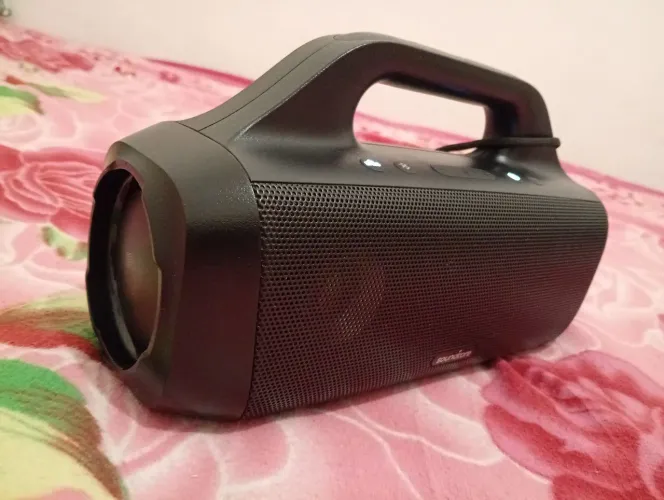 Anker soundcore semi nova