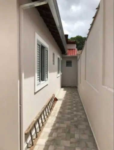 Casa com 2 Quartos em Bairro Residencial