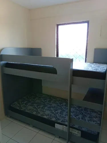 Beliche e cama casal 