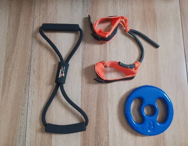 Acessórios para exercícios físicos (Tudo por R$60)