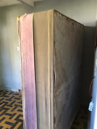 Cama sofá e fogão funcionando tudo 