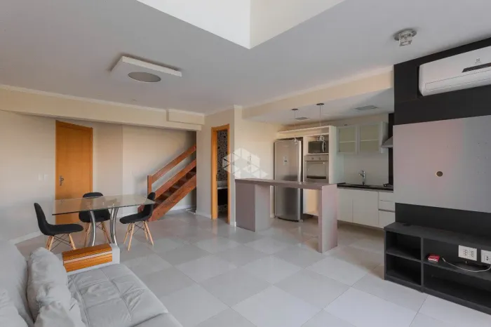 Apartamento duplex para comprar no Jardim Europa com 2 dormitórios (1 suíte)