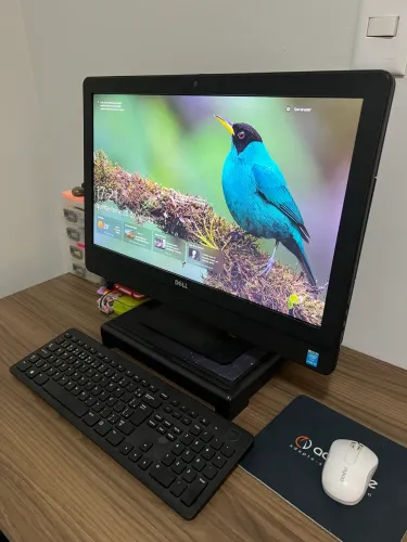 DELL INSPIRON 23 Polegadas - INTEL CORE I5 c/ Upgrade de hardware.