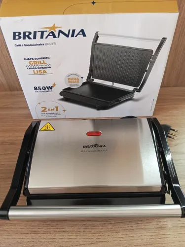 Sanduicheira e Grill Press Britânia BGR27I 2 em 1 (Inox) 220v - PRODUTO NOVO Na Caixa!<br>