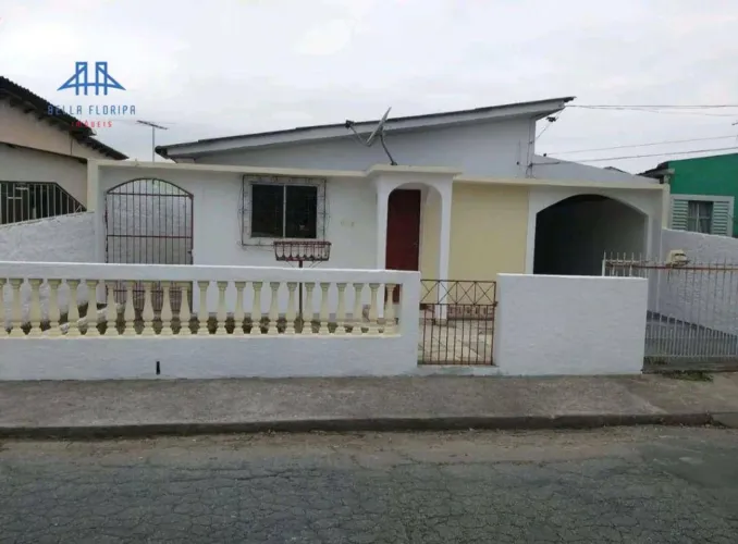 Casa com 3 dormitórios à venda, 100 m² por R$ 580.000,00 - Forquilhinhas - São José/SC