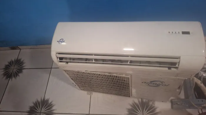 Split 12.000 btus 600 reais