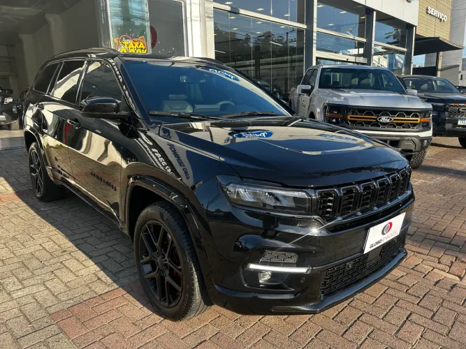 Jeep Commander Black Hurricane 2.0 4X4 TB AUT 2025