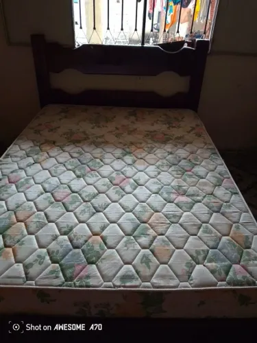 Cama com colchão
